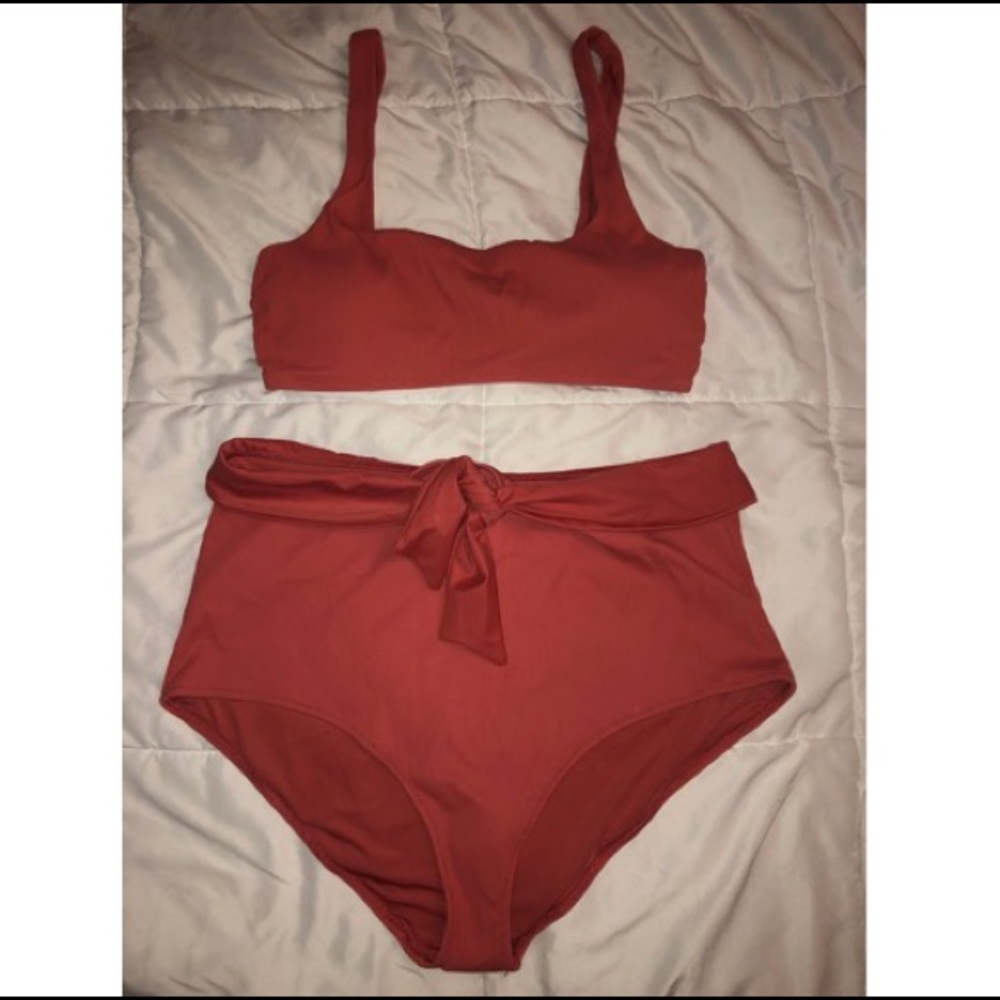 AE Ribbed Swimsuit Top and Bottom